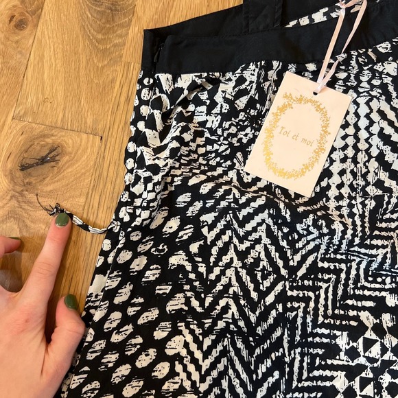 NWT Women's Toi et Moi Asymmetrical Blouse SZ L - Picture 4 of 7